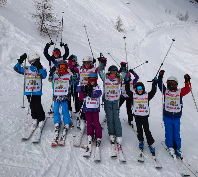 children-skiing-chamonix